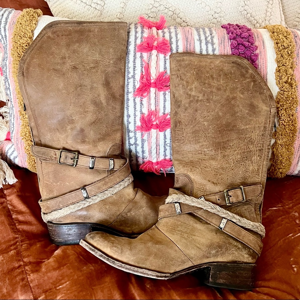 Freebird by Steven Drove Tan Rustic Leather Drove Boots 10